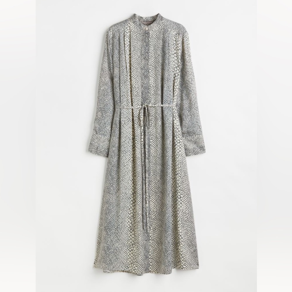 H&M Tie Belt Shirt Dress Size S (fits L/XL)